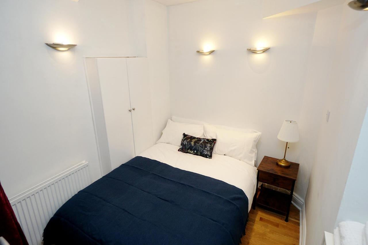 Cozy Retreat By Aresti Hotels London Eksteriør billede